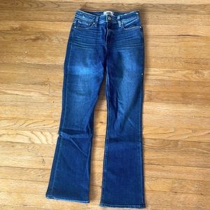 PAIGE cute cropped flare. Stretch fabric. Ankle length